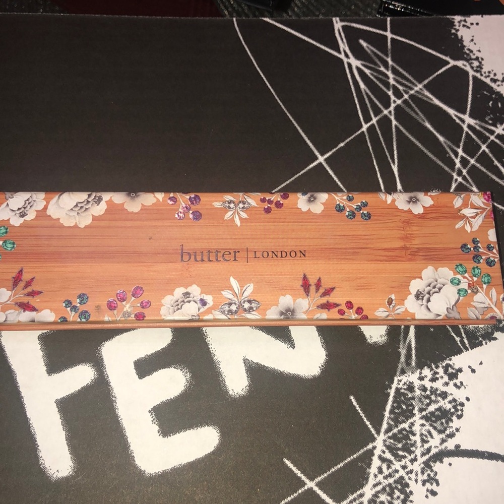 Eyeshadow pallet new